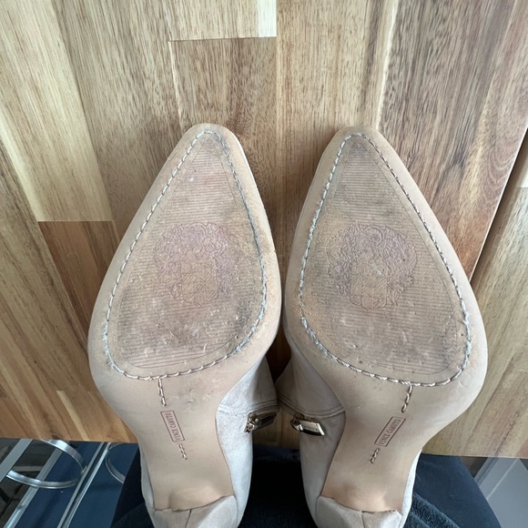 Vince Camuto Avelinsa Booties size 6 1/2 - Picture 3 of 3
